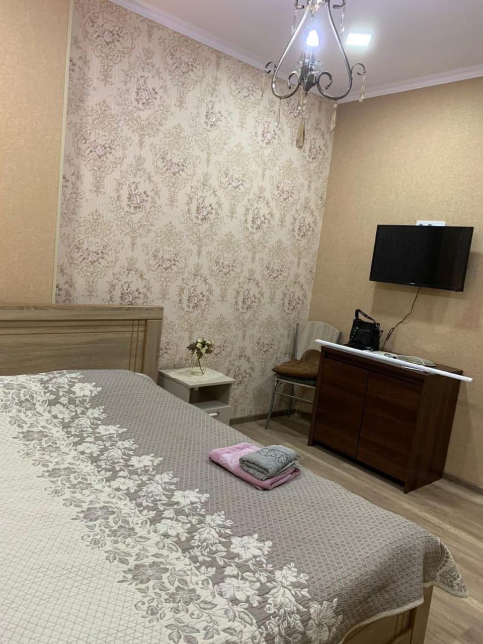 Apartment On L.Meskhishvili Turn Tiflis Exterior foto