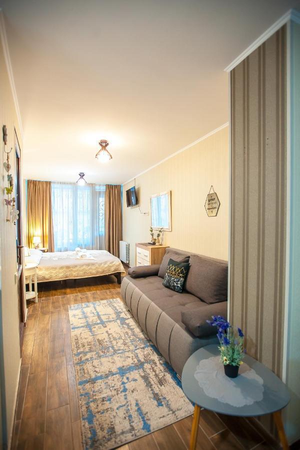 Apartment On L.Meskhishvili Turn Tiflis Exterior foto