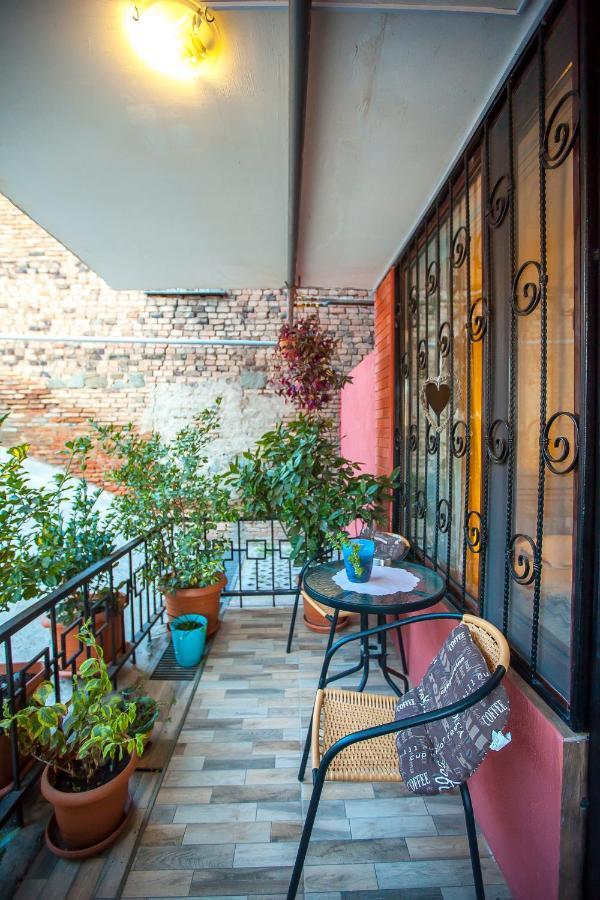 Apartment On L.Meskhishvili Turn Tiflis Exterior foto